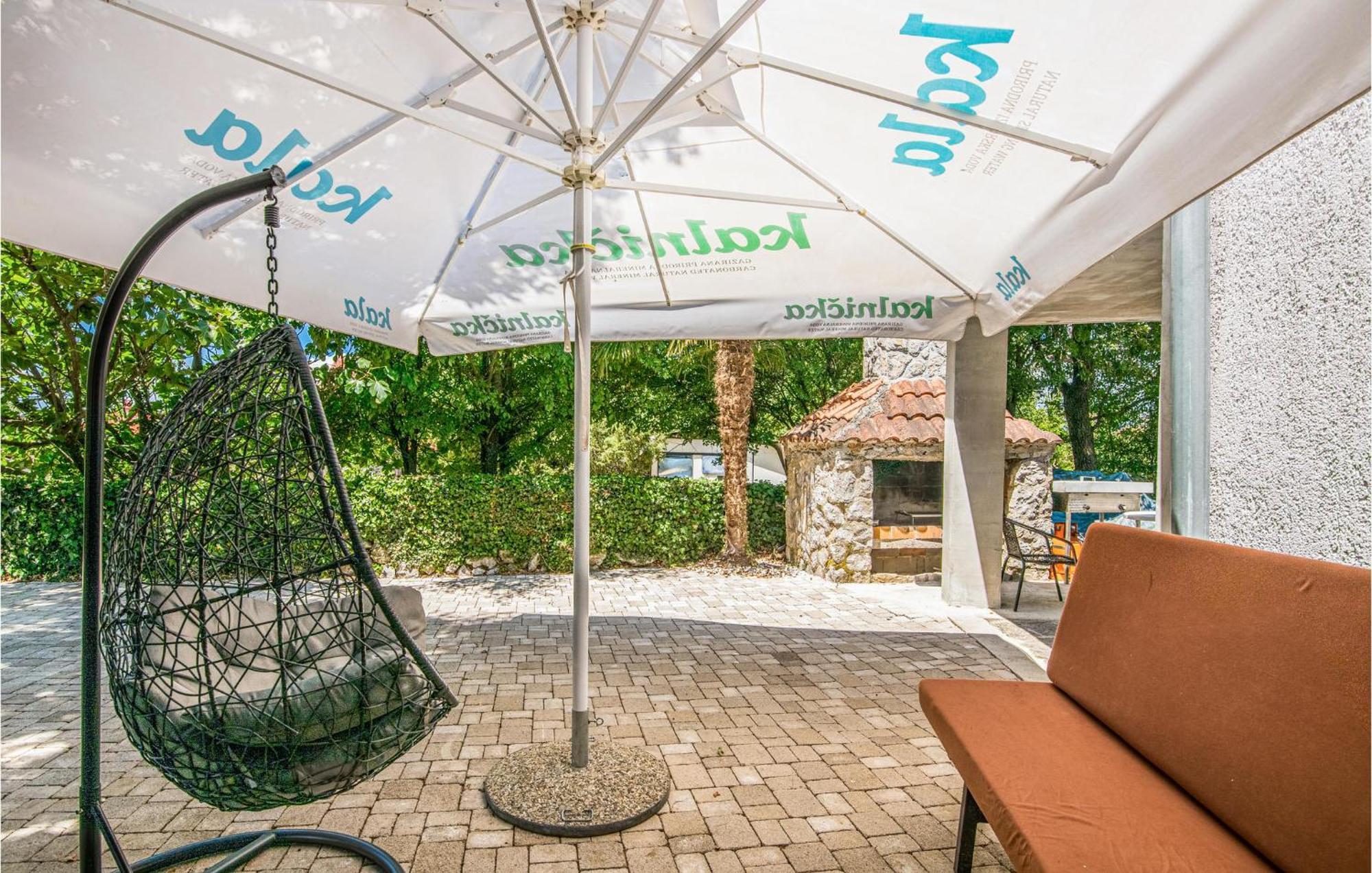 Amazing Home In Malinska Dubasnica With Wifi ภายนอก รูปภาพ